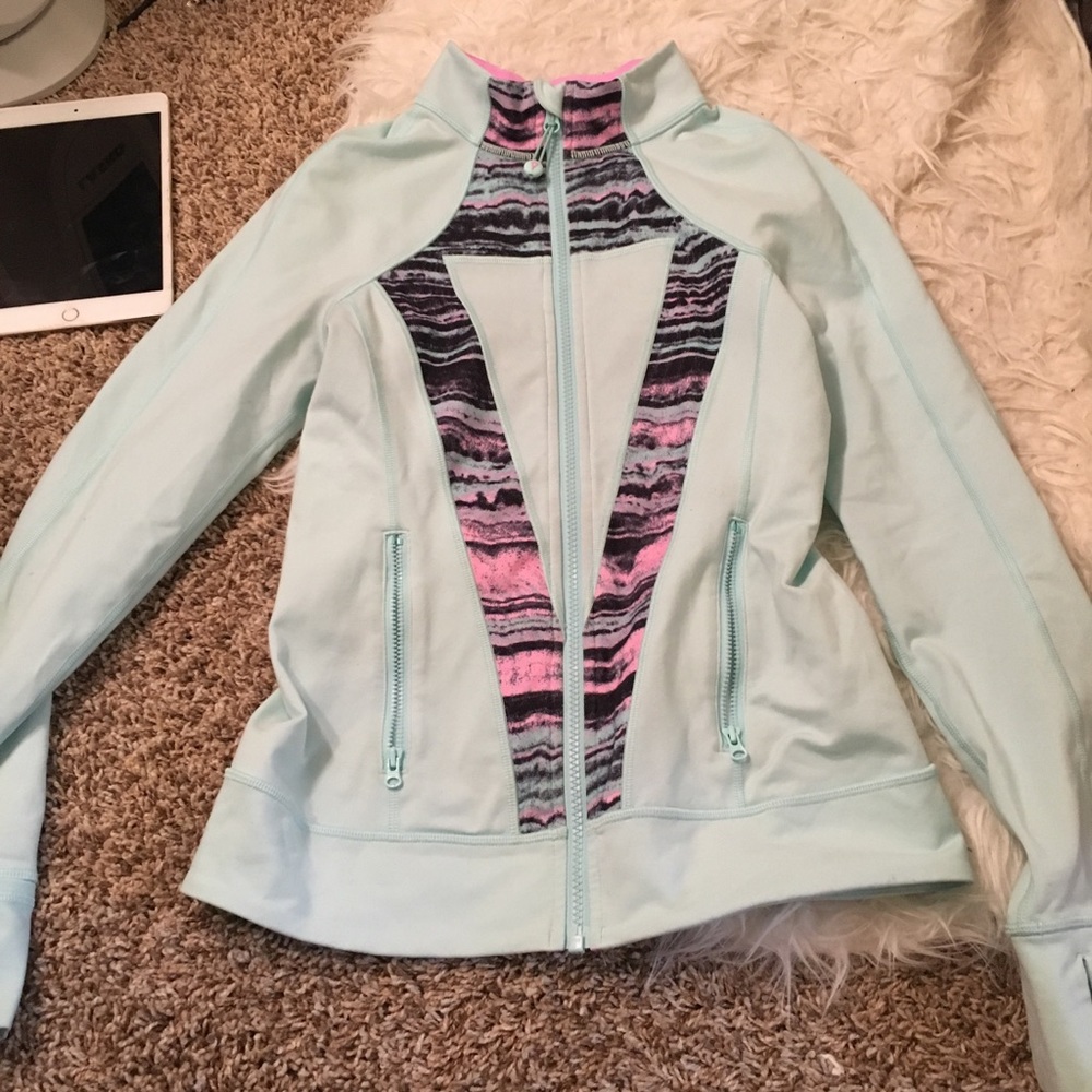 Ivivva jacket size 14